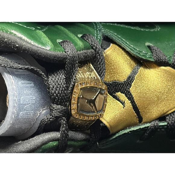 Nike Jordan 6 Retro Style Green/Gold Sneakers Size 11 - Picture 3 of 6